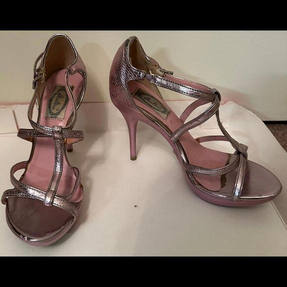 Shoes - Step Up Your Shoe Game with Shimmering Purple Metallic High Heels in Size 7